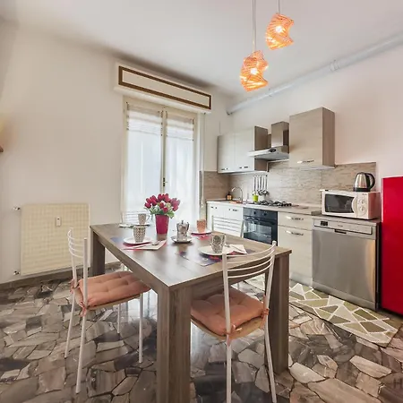 Double - Ferries 7 Min - Beaches 3 Min Apartment Quiliano