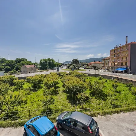 Double - Ferries 7 Min - Beaches 3 Min Apartament