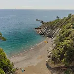 Double - Ferries 7 Min - Beaches 3 Min