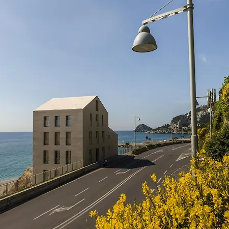 Double - Ferries 7 Min - Beaches 3 Min Apartmán *
