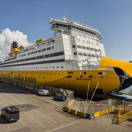 Double - Ferries 7 Min - Beaches 3 Min Appartamento *