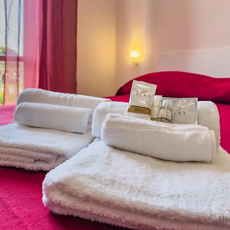 Double - Ferries 7 Min - Beaches 3 Min * Quiliano